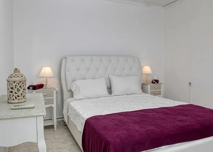 Lemonia Глосса